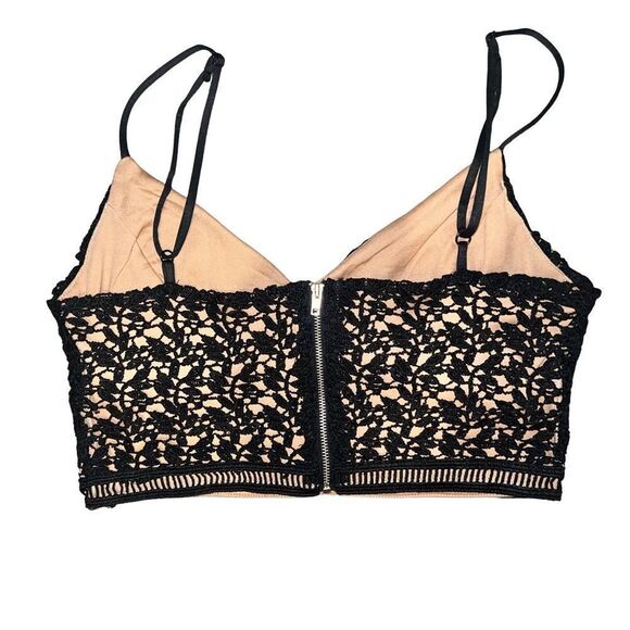 Small 2 piece Set Kendall & Kylie Collection Black Lace Cropped Top & Mini Skirt - Picture 5 of 10